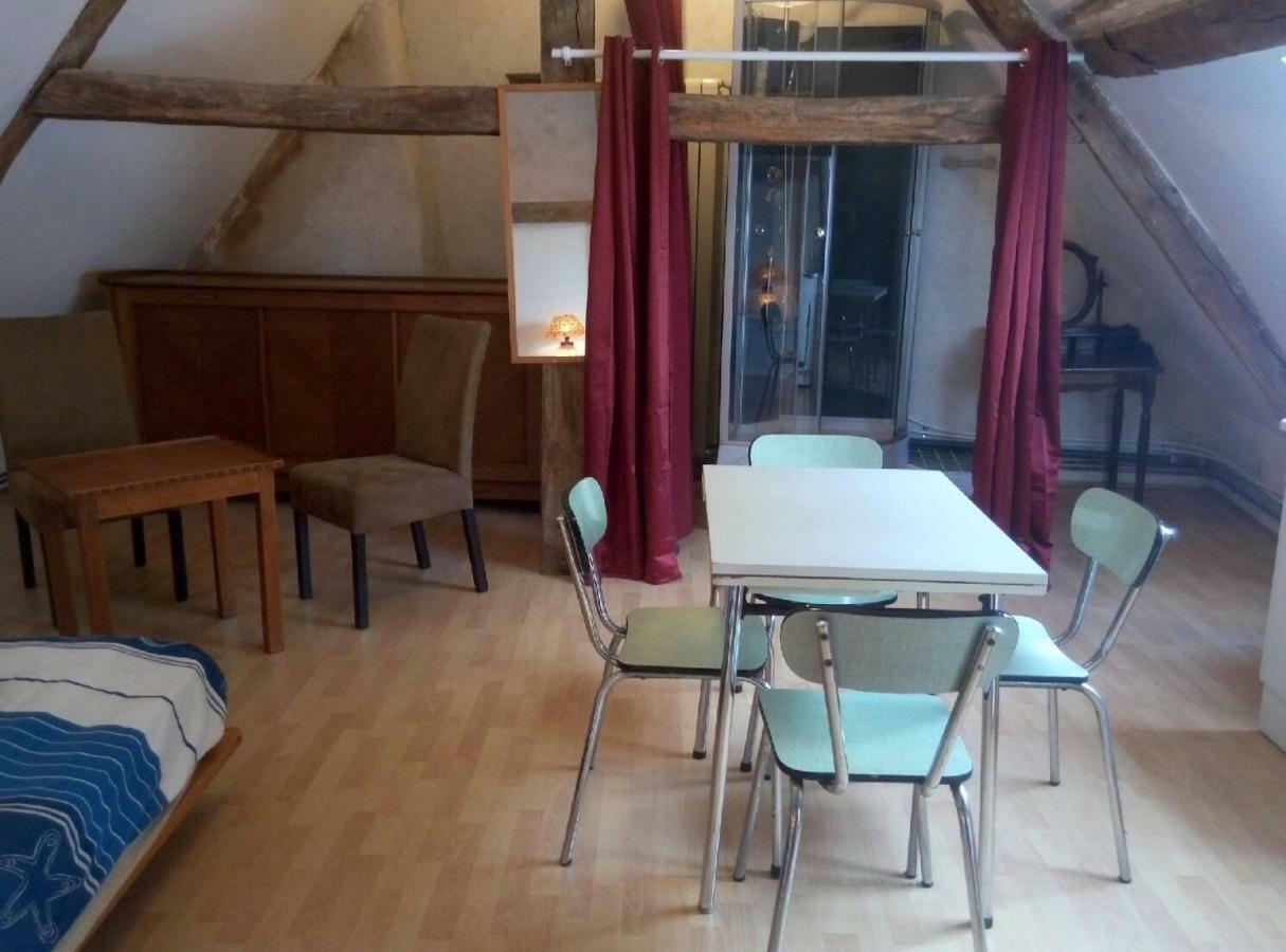 Studio Dans Un Cadre Champetre Moiry Екстериор снимка